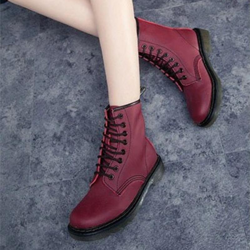 Heather’s High-Ankle Leather Lace-Up Boots