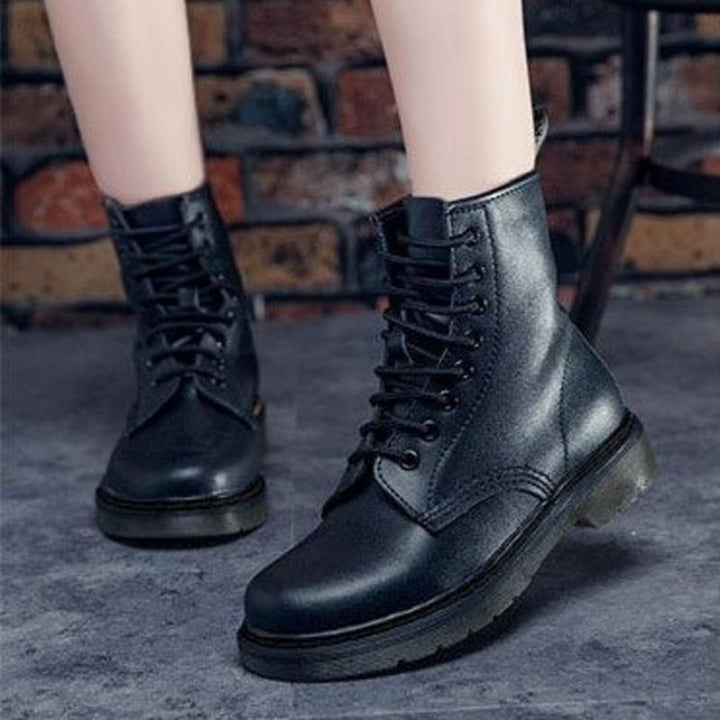 Heather’s High-Ankle Leather Lace-Up Boots