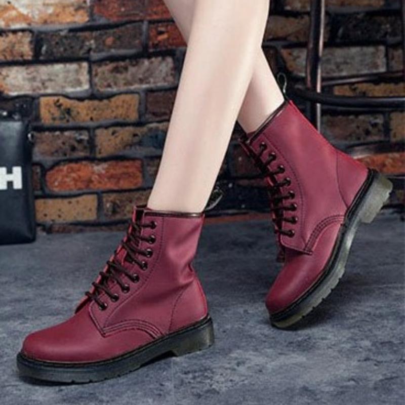 Heather’s High-Ankle Leather Lace-Up Boots